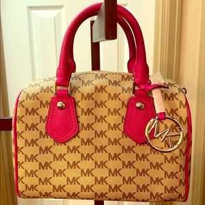 MICHAEL KORS SMALL PURSE